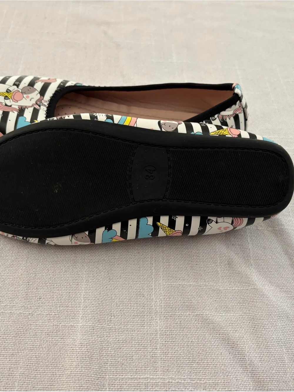 Kids' Unicorn Rainbow Ice Cream Print Ballet Flats - Black & White